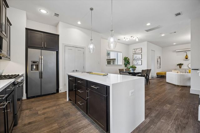 1604 Ovid Street B, Houston, TX 77007