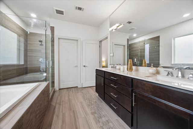 1604 Ovid Street B, Houston, TX 77007