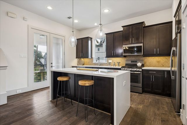 1604 Ovid Street B, Houston, TX 77007