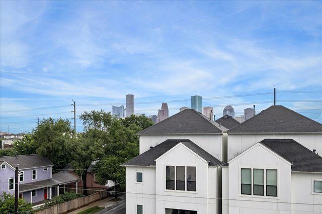 1604 Ovid Street B, Houston, TX 77007