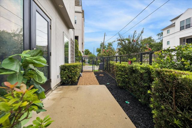 1604 Ovid Street B, Houston, TX 77007