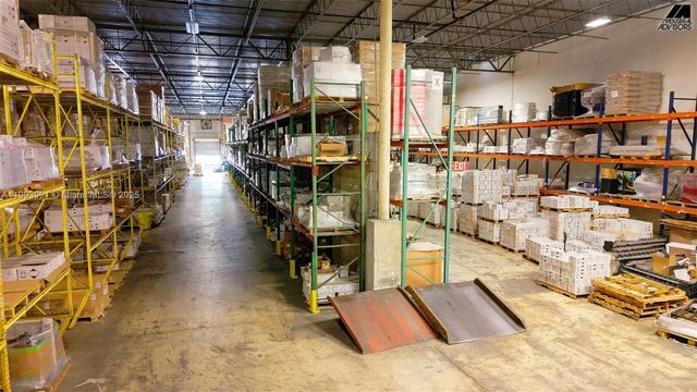 1361 NW 155th Dr, Miami Gardens, FL 33169