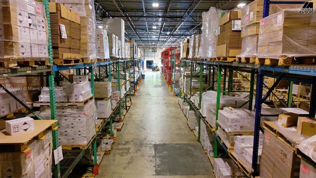 1361 NW 155th Dr, Miami Gardens, FL 33169