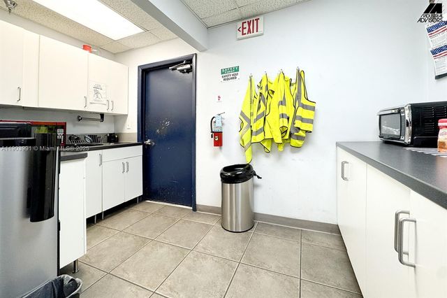 1361 NW 155th Dr, Miami Gardens, FL 33169