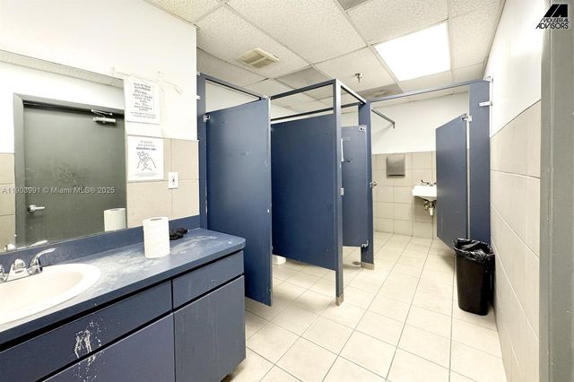 1361 NW 155th Dr, Miami Gardens, FL 33169