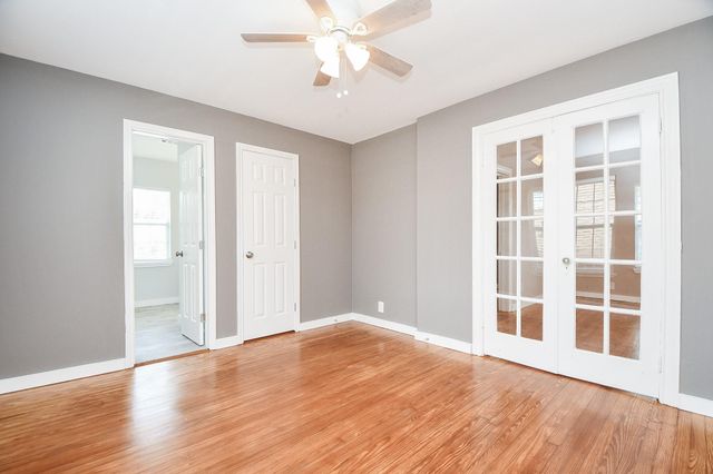 1525 Studewood Street, Houston, TX 77008