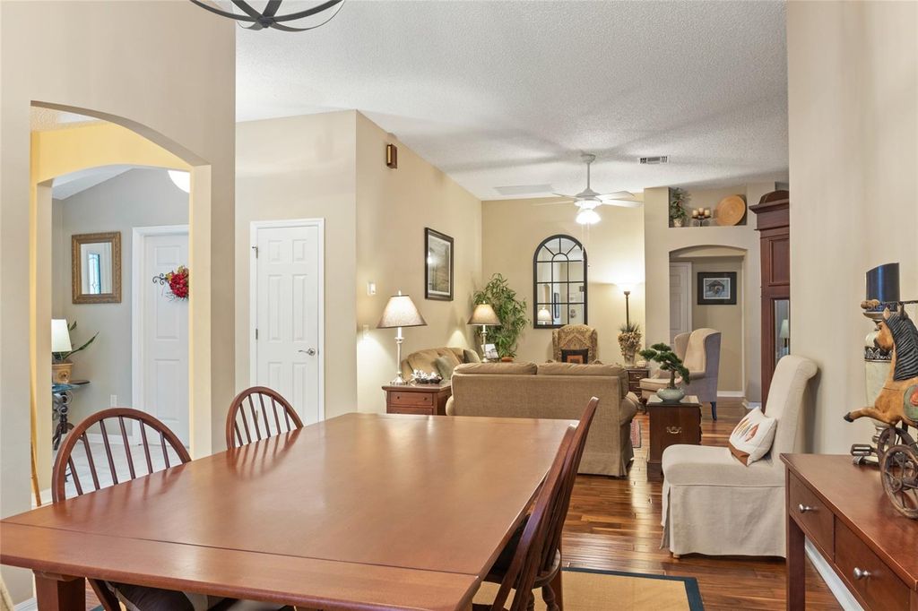 Image 13 of property listing at 196 PALERMO PLACE, The Villages, FL 32159