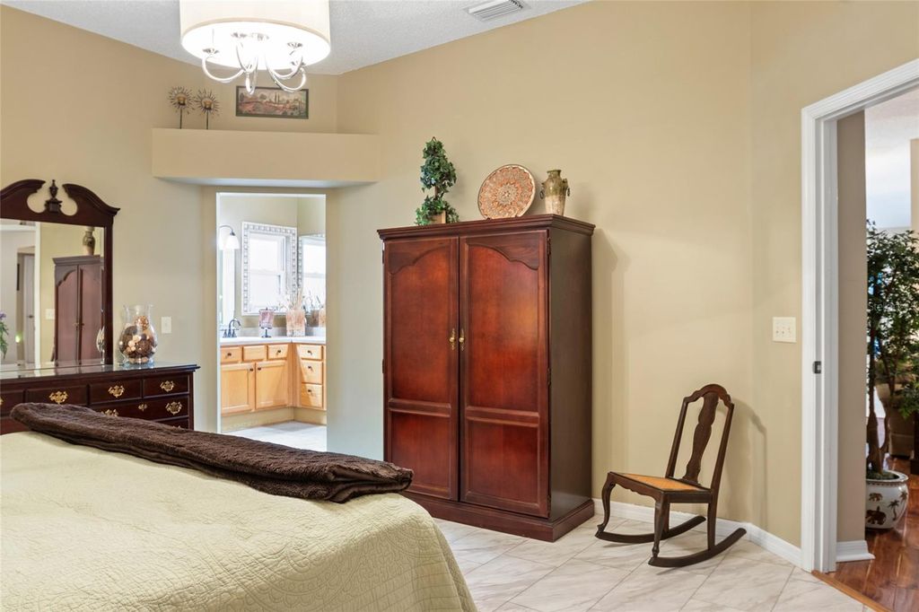 Image 19 of property listing at 196 PALERMO PLACE, The Villages, FL 32159