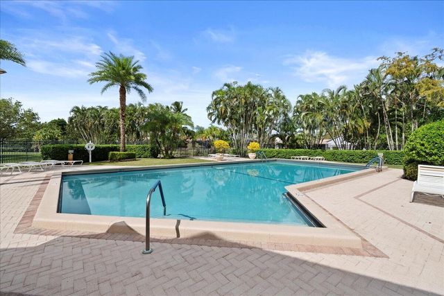 12969 Pennypacker Trail 15, Wellington, FL 33414
