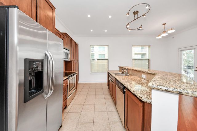 1010 Rosine Street 25, Houston, TX 77019