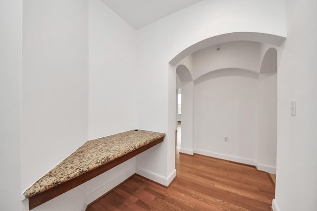 1010 Rosine Street 25, Houston, TX 77019