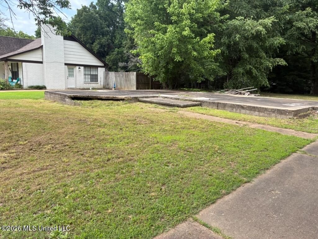 5615 Ingleside Drive, Horn Lake, MS 38637 — photo 2