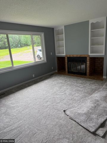 18975 Flora Street NW, Oak Grove, MN 55011