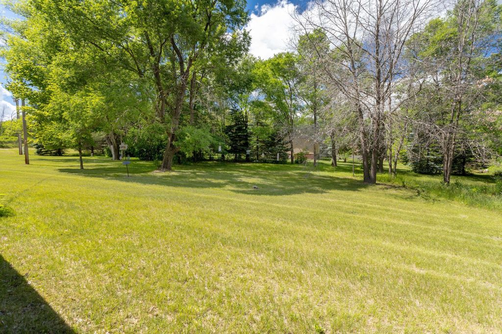 18975 Flora Street NW, Oak Grove, MN 55011 — photo 5