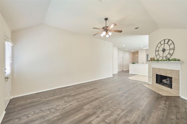 3518 Leaf Vines Drive, Spring, TX 77386