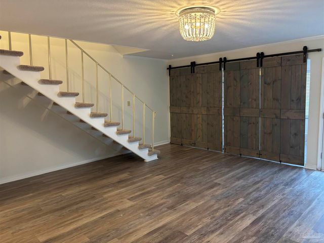 4712 Huron Dr, Pensacola, FL 32507