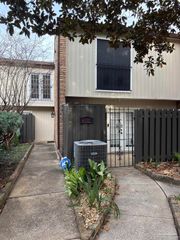 4712 Huron Dr, Pensacola, FL 32507