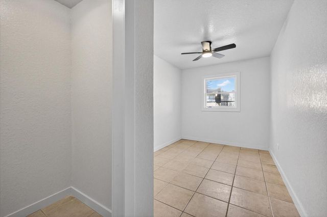 773 W HARBOR DRIVE S, St Petersburg, FL 33705