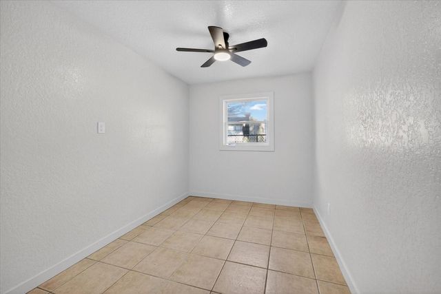 773 W HARBOR DRIVE S, St Petersburg, FL 33705