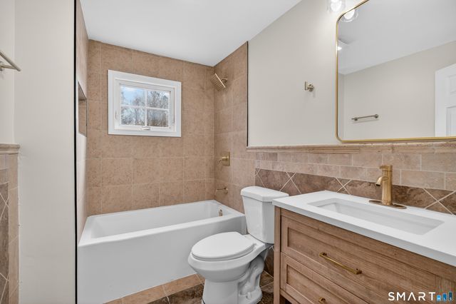 645 Paradise Avenue, Hamden, CT 06514