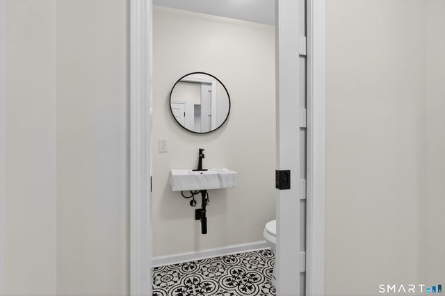 645 Paradise Avenue, Hamden, CT 06514