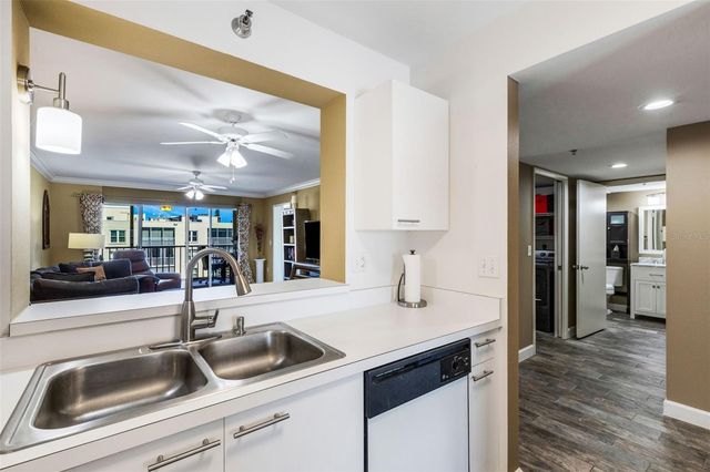 3980 IRONWOOD CIRCLE 404, Bradenton, FL 34209