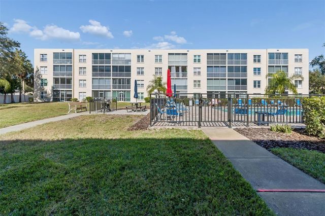 3980 IRONWOOD CIRCLE 404, Bradenton, FL 34209