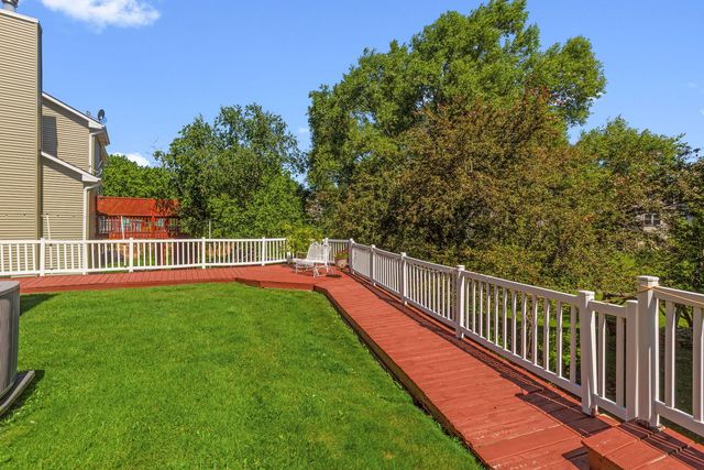 1898 McRae Lane, Mundelein, IL 60060
