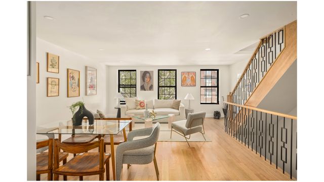 69 CLERMONT Avenue, New York City, NY 11205