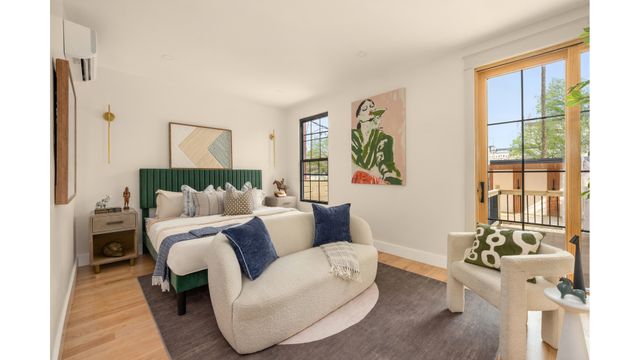 69 CLERMONT Avenue, New York City, NY 11205