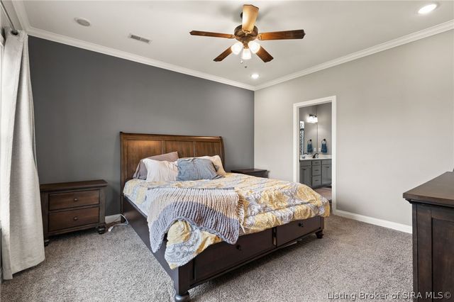 2079 Prestwick Place, Henryville, IN 47126