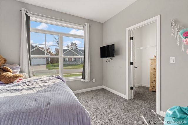 2079 Prestwick Place, Henryville, IN 47126