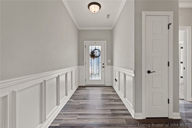 2079 Prestwick Place, Henryville, IN 47126