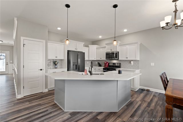 2079 Prestwick Place, Henryville, IN 47126