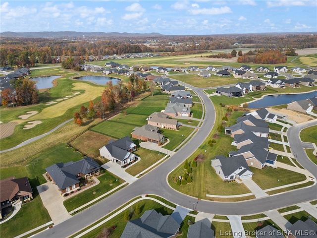 2079 Prestwick Place, Henryville, IN 47126