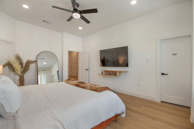 7336 Flyers Way, Dallas, TX 75235
