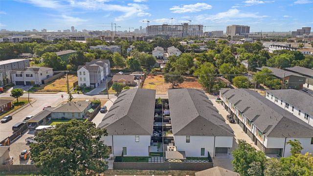 7336 Flyers Way, Dallas, TX 75235