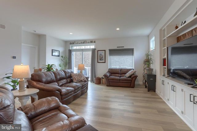 1100 ALDEN WAY, Lebanon, PA 17042