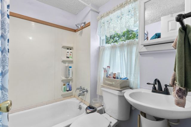 922 S Scenic Avenue, Springfield, MO 65802