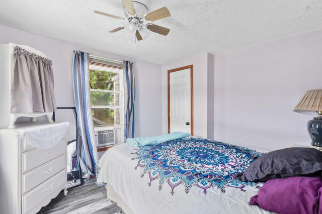 922 S Scenic Avenue, Springfield, MO 65802