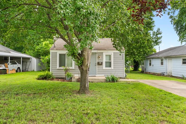 922 S Scenic Avenue, Springfield, MO 65802