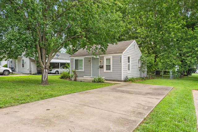 922 S Scenic Avenue, Springfield, MO 65802