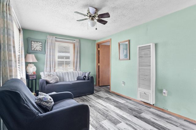 922 S Scenic Avenue, Springfield, MO 65802