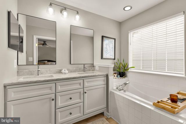 6143 CINNAMON CT, Alexandria, VA 22310