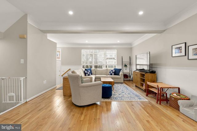 6143 CINNAMON CT, Alexandria, VA 22310