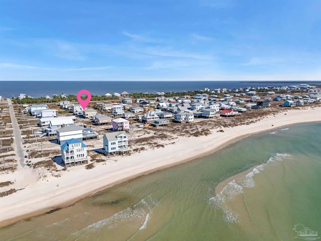 401 W Buchanan Ct, Gulf Shores, AL 36542