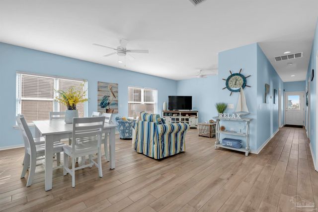 401 W Buchanan Ct, Gulf Shores, AL 36542