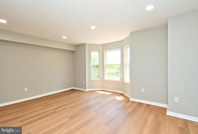 18 NORSHAM WAY, Collegeville, PA 19426