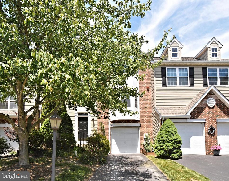 18 NORSHAM WAY, Collegeville, PA 19426