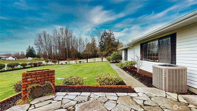 22128 Bulson Road, Mount Vernon, WA 98274